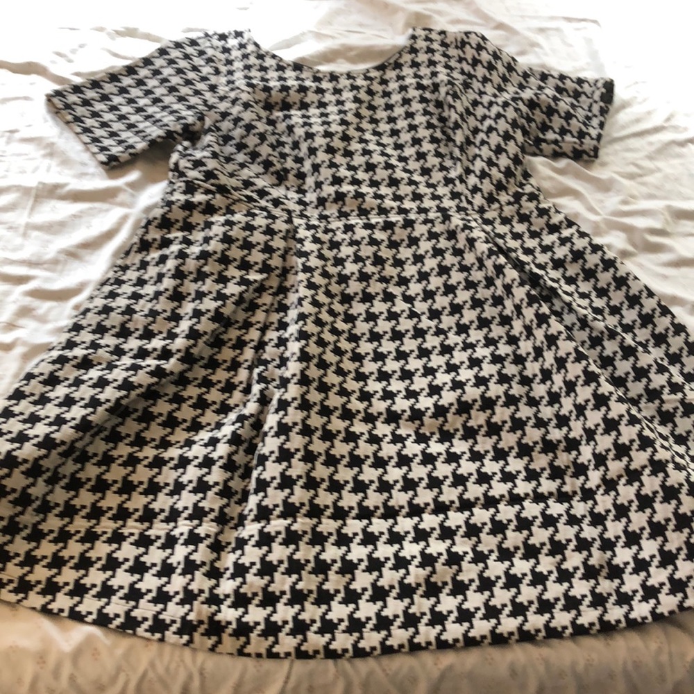 Houndstooth Fit and Flare Dress. VERY STRUCTURED.